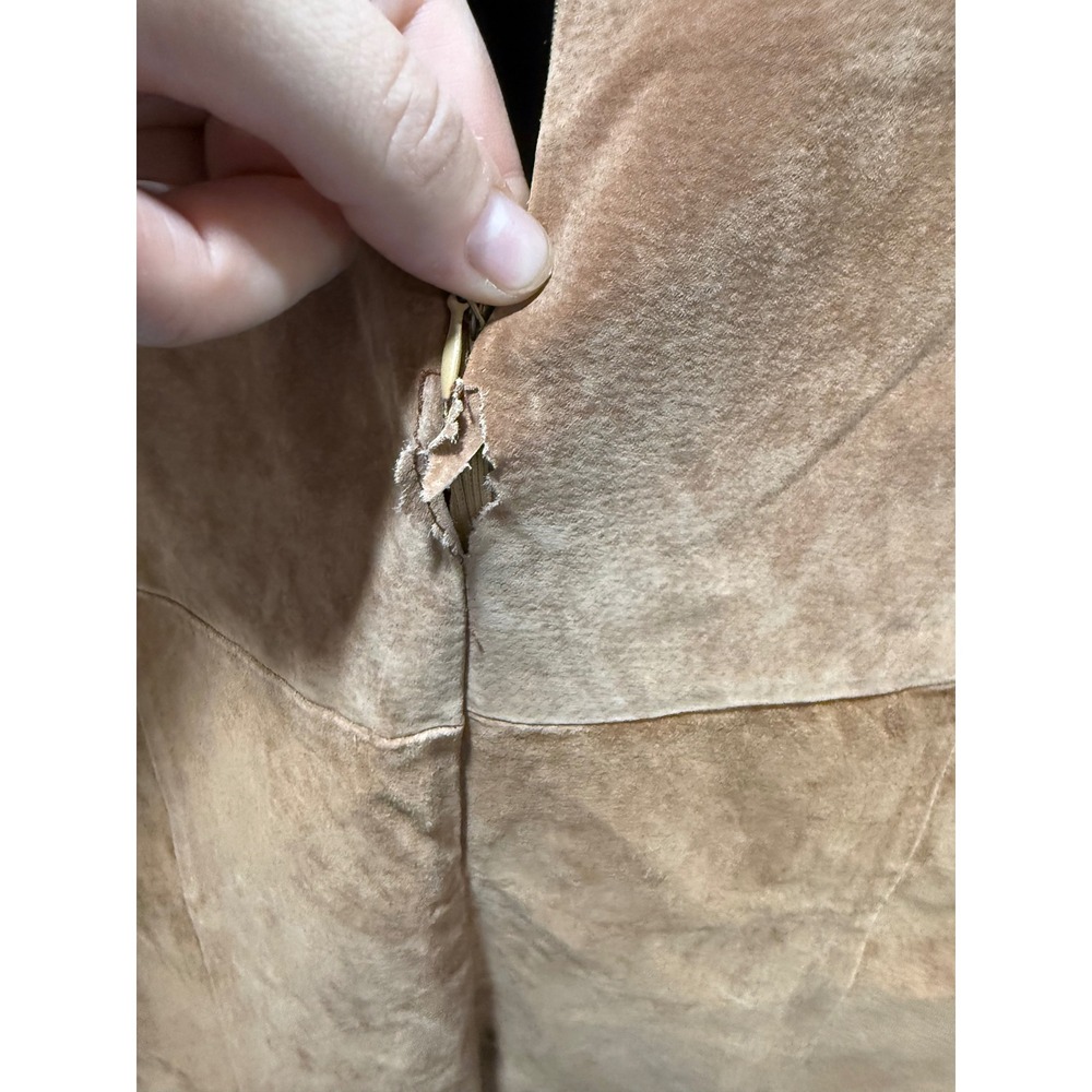S.M. Tan Suede Patchwork Midi skirt Size 8 High Waist NEEDS REPAIRS - Picture 2 of 5